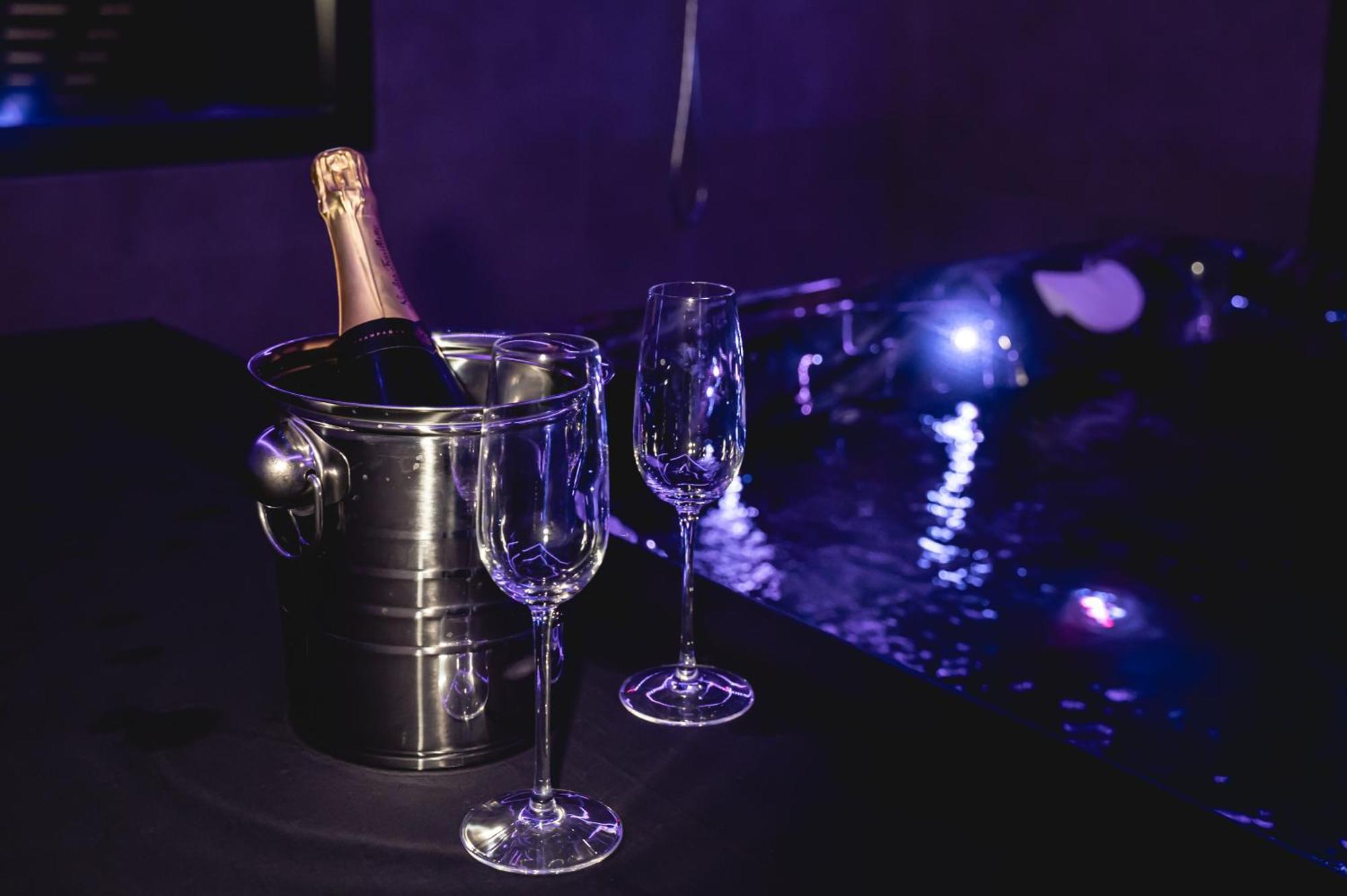 Espace Evasions Loft Love Love Room تولوز المظهر الخارجي الصورة